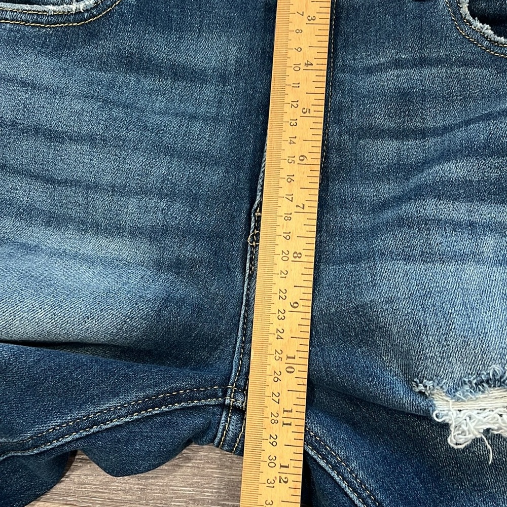 Artemis Vintage Distressed Straight Leg Jeans - Picture 7 of 15